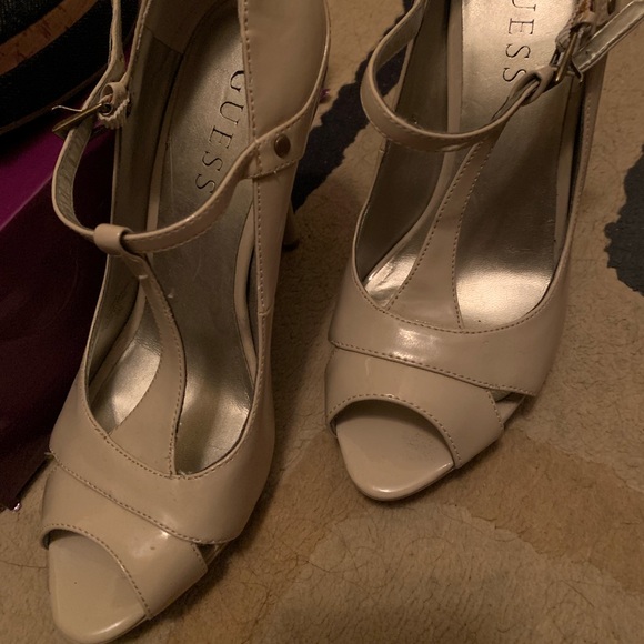 2 pairs size 6 GUESS heels in like new condition. - Picture 4 of 7